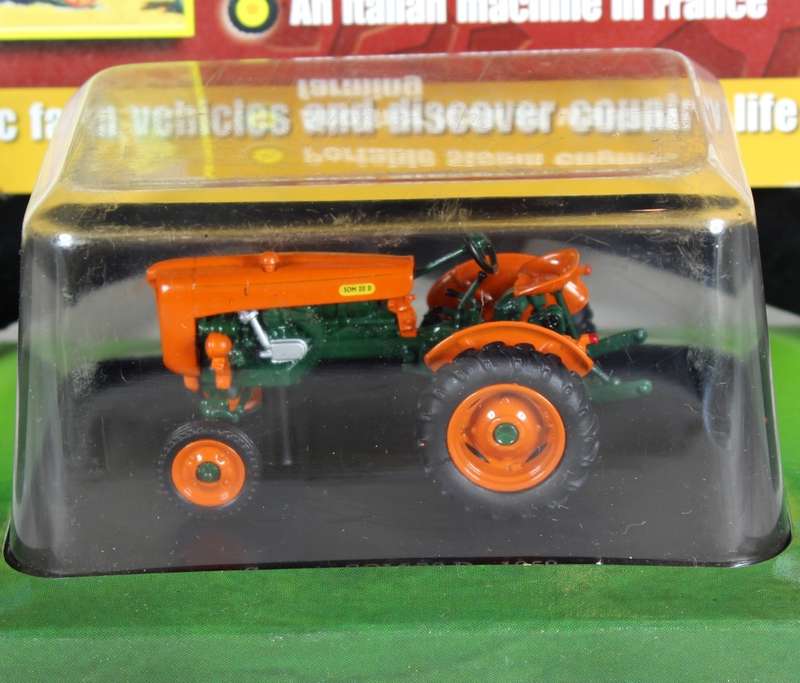 Collectible tractor & info sheet - Someca Som 20D
