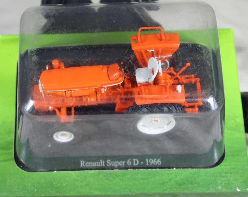 Collectible Tractor - Renault Super 6 D - Act Fast!!! BID NOW!!!