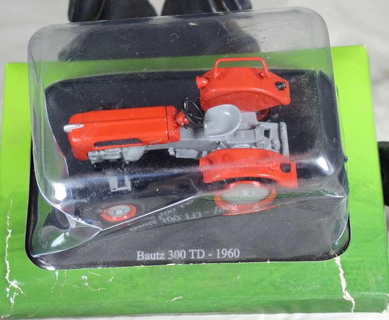 Collectible tractor - Bautz 300TD