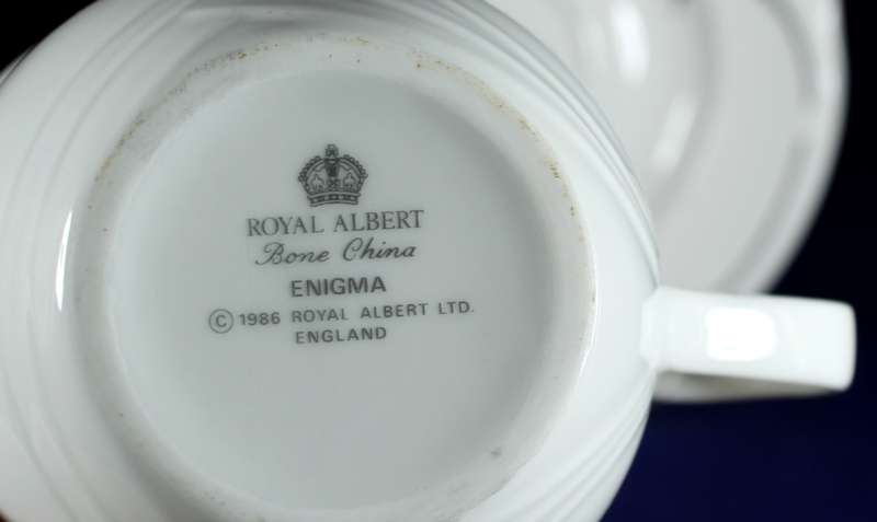 Royal Albert - Enigma duo