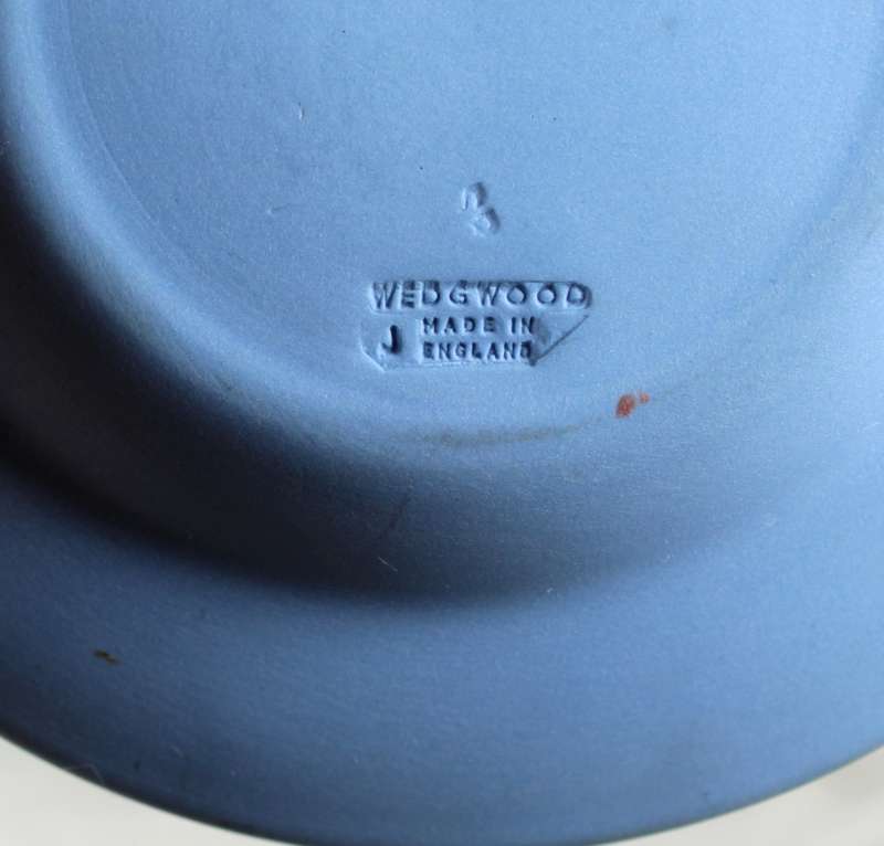 Blue Wedgwood - Jasper Ware - display plate - city of London