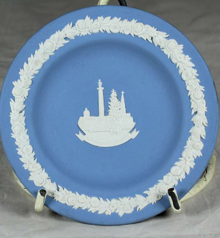 Blue Wedgwood - Jasper Ware - display plate - Trafalgar Squere