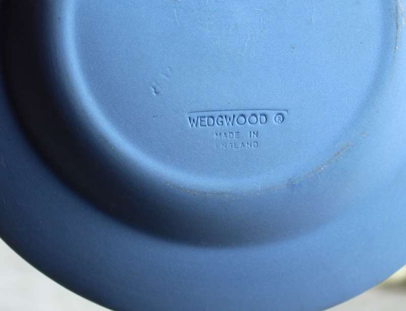 Blue Wedgwood - Jasper Ware - display plate - Trafalgar Squere