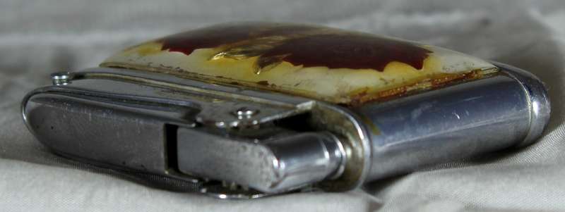 Queen Star Lighter with Roses