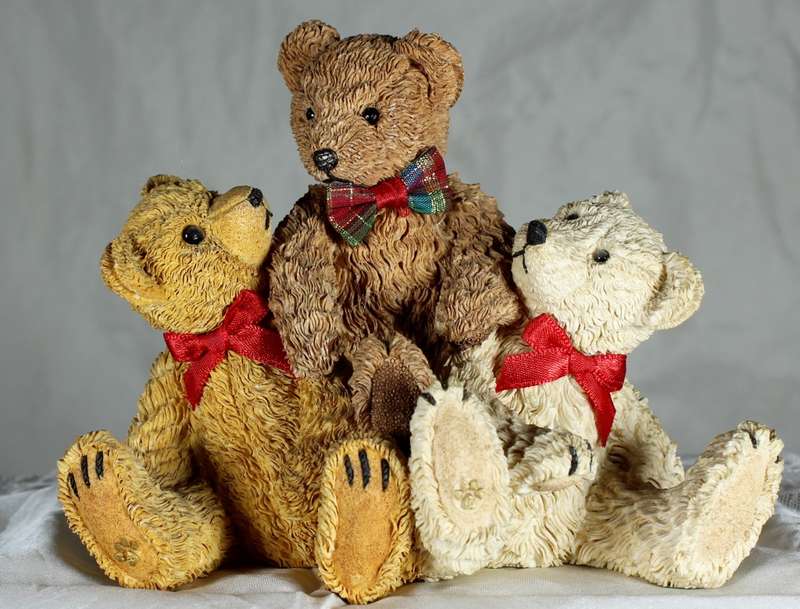 Paw Prints - Three Bears Figurine