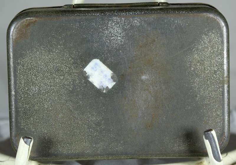 Steel Pins Tin