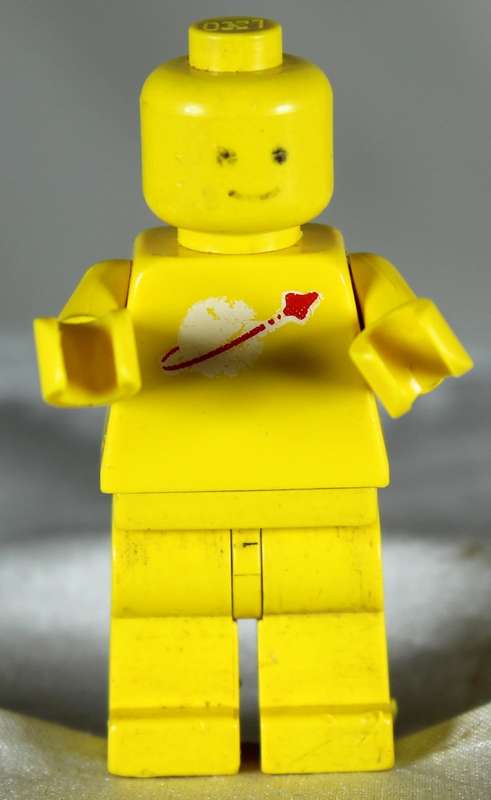 LEGO MINI FIGURINE - Classic Space Man (SP007)