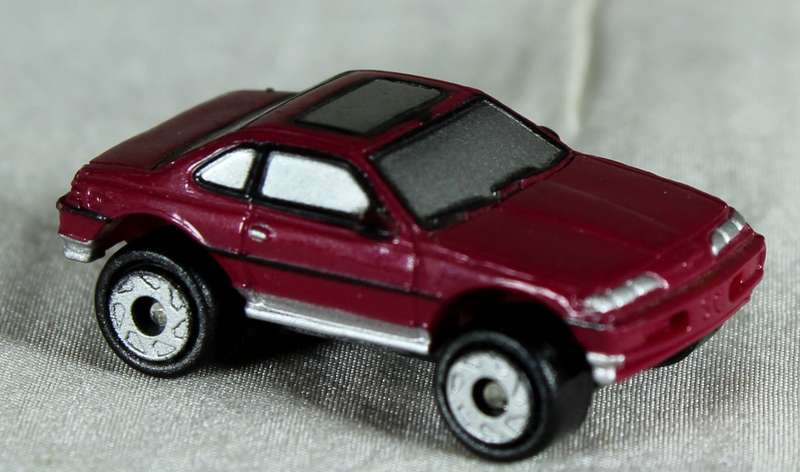 Micro Machines - LGTI (1994) - Ford Thunderbird