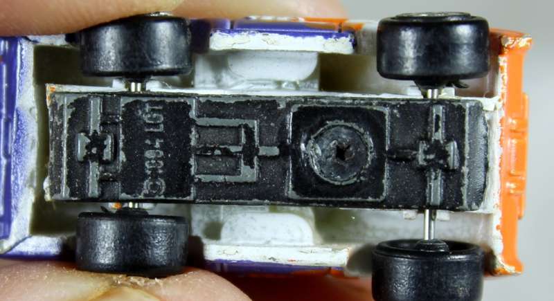 Micro Machines - LGTI (1994) - `63 Ford Thunderbird
