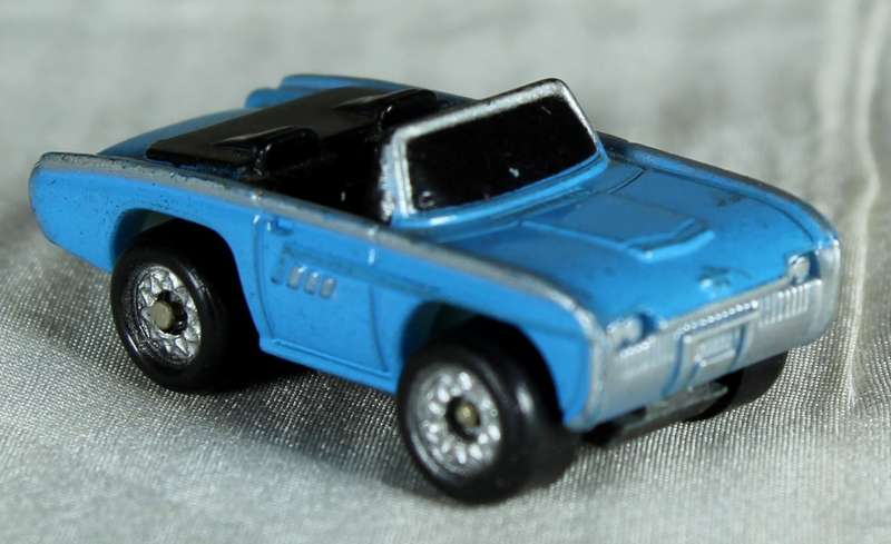 Micro Machines - Galoob (1987) - 1963 Ford Thunderbird