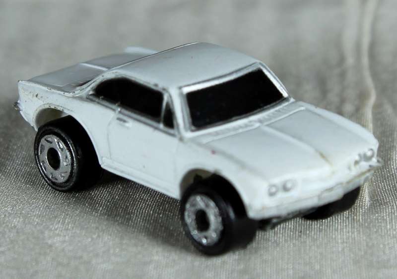 Micro Machines - LGTI (1994) - 1969 Chevy Corvair