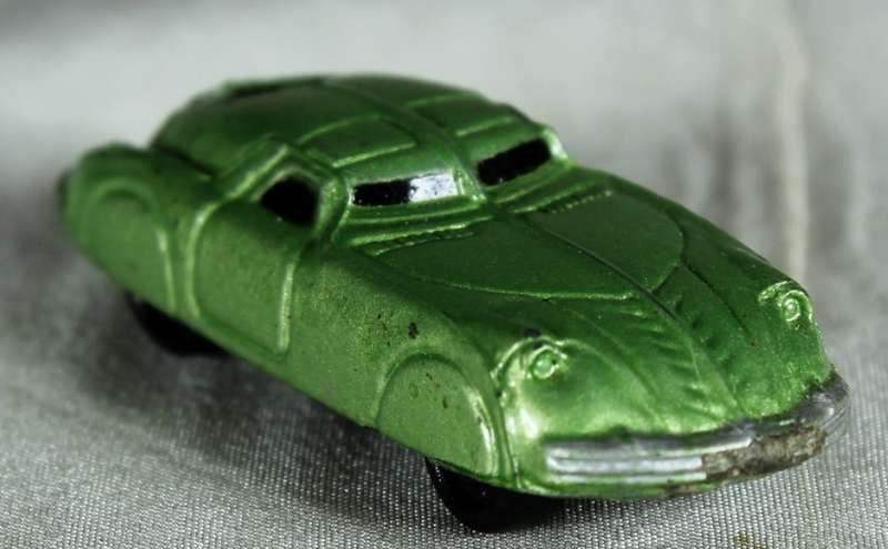 Micro Machines - LGT (1994) - Phantom Corsair - metallic green