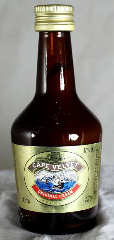 Mini Liquor Bottle - Cape Velvet (50ml)
