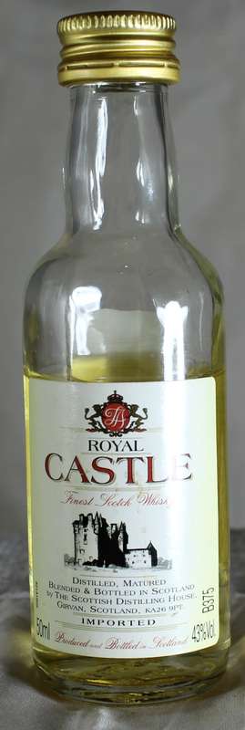 Mini Liquor Bottle - Castle Whisky (50ml)