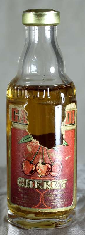 Mini Liquor Bottle - Gamondi Cherry (30ml)