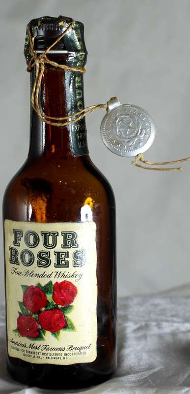 Mini Liquor Bottle - Four Roses Whiskey (50ml) - BID NOW!!!