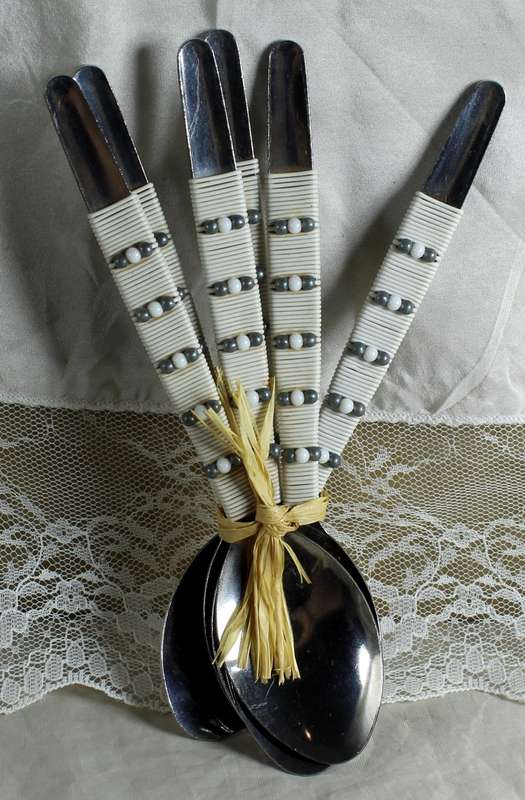 Set of teaspoons