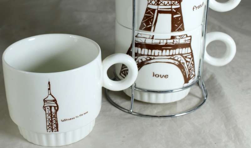 Eiffel Tower Coffee Cup Set - BID NOW!!!