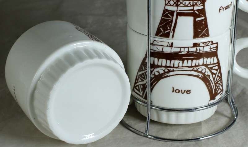 Eiffel Tower Coffee Cup Set - BID NOW!!!
