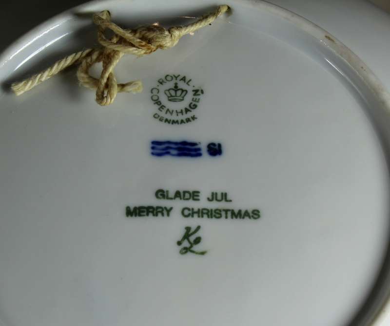 Royal Copenhagen Display Plate - Merry Christmas - BID NOW!!!