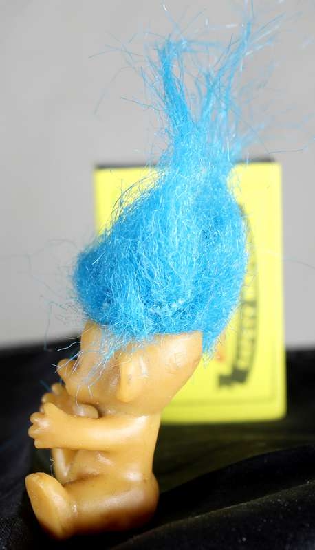 Miniature Sitting Troll with Blue Hair - BID NOW!!!