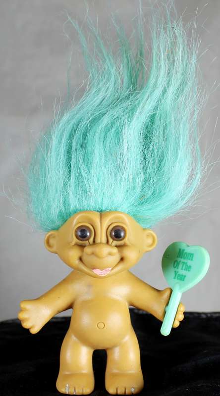 Mom of the Year Troll with Teal Hair - BID NOW!!!