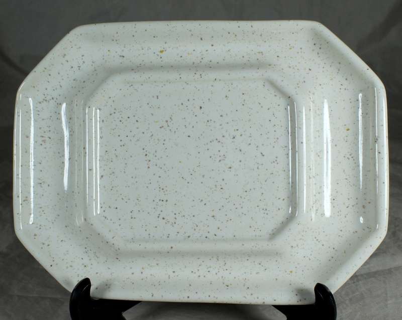 Stoneware gravy boat & plate