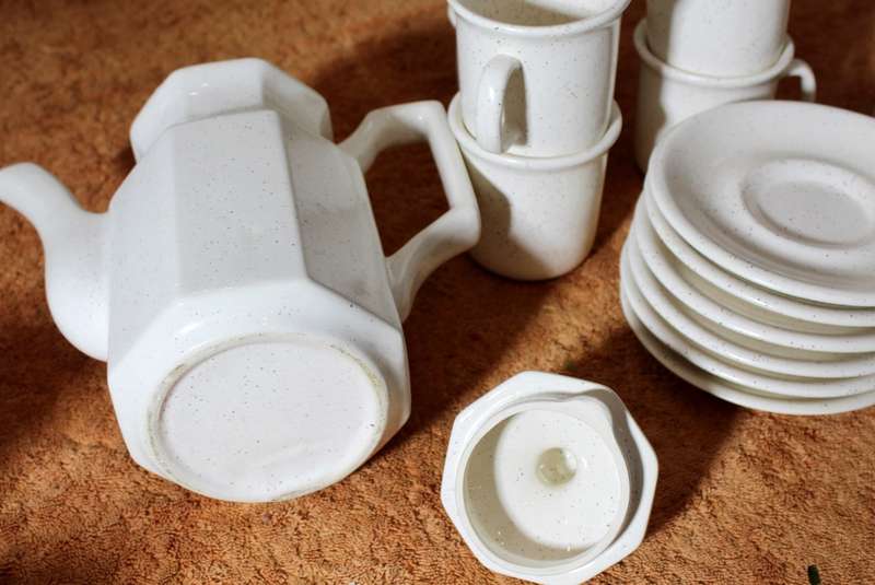 Stoneware Coffee Set - 6 Duo`s, Sugar Bowl, Milk Jug and Coffee Pot