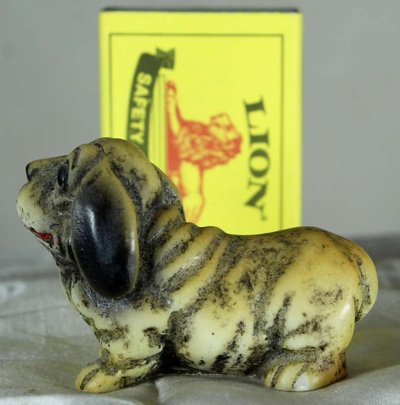Small Basset Hound (Resin)