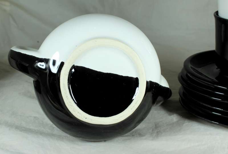 Black & White Tea Set