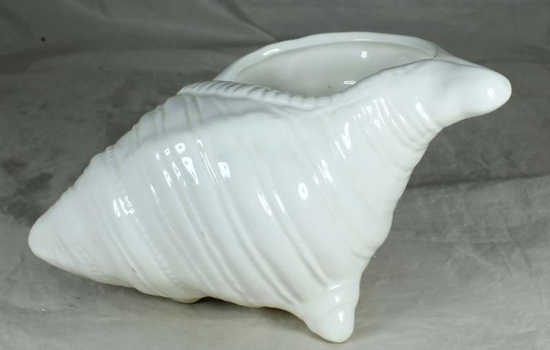 Porcelain Large Shell