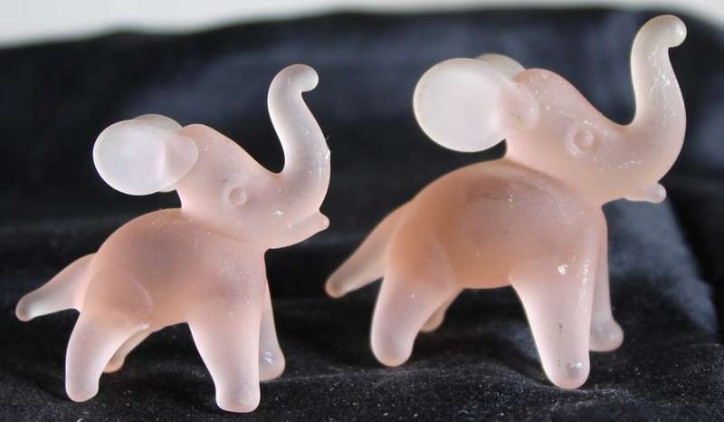Pink Smoked Glass Miniature Elephant Pair - BID NOW!!!