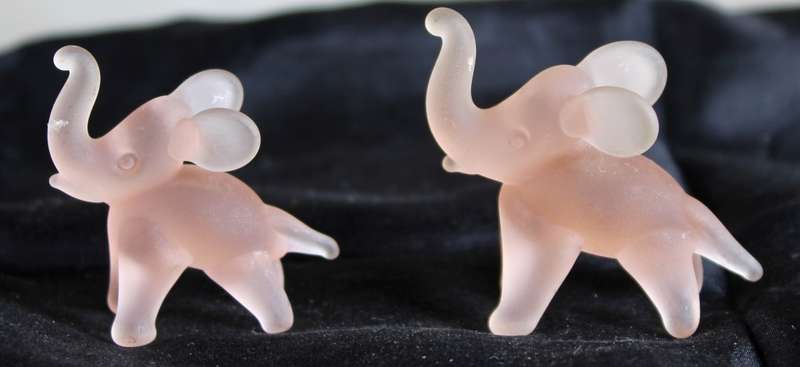 Pink Smoked Glass Miniature Elephant Pair - BID NOW!!!