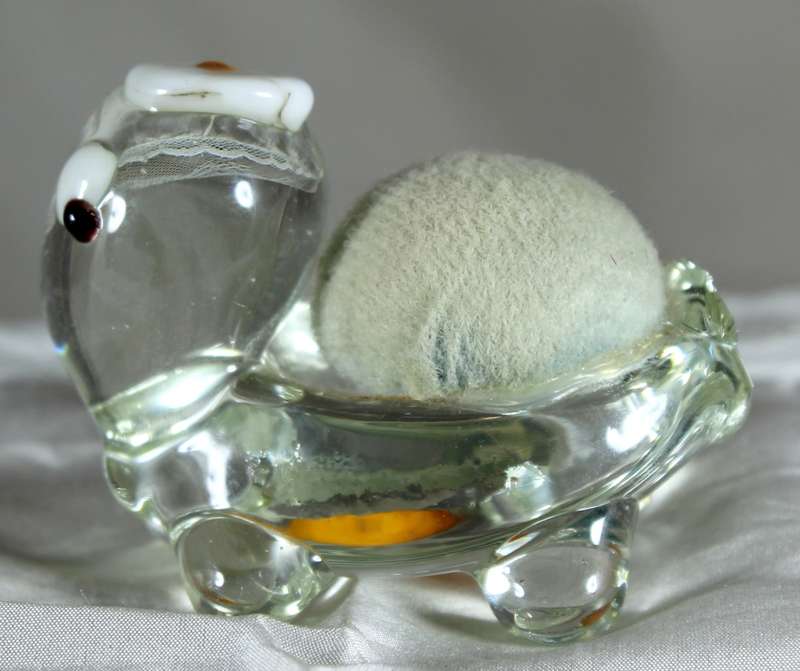 Vintage Curious Phoenix Glass turtle Pin Cushion - BID NOW!!!