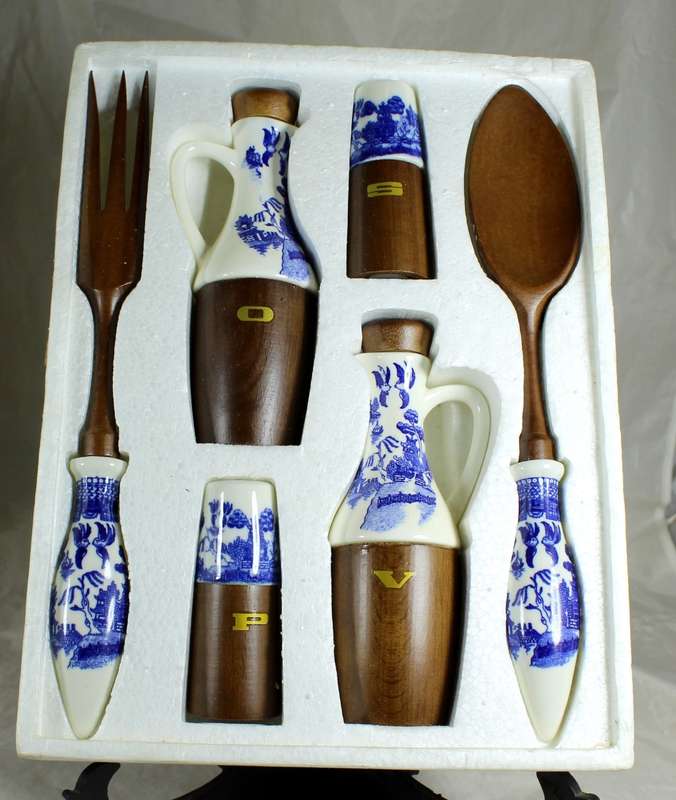 Vintage Hostess Table Set - BID NOW!!!