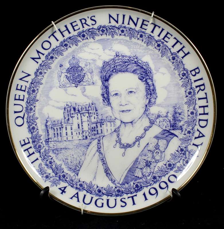 Heritage Porcelain - Queen Mothers 90th Birthday Plate