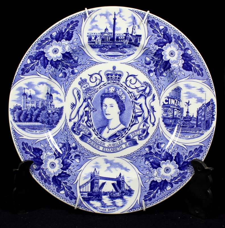Capital Plate - Queen Elizabeth II - Silver Jubilee