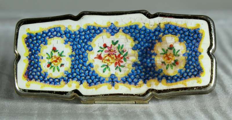 Lipstick Holder - Flower Motif