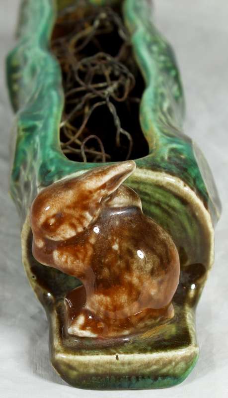 Vermont Log Vase with Bunnies
