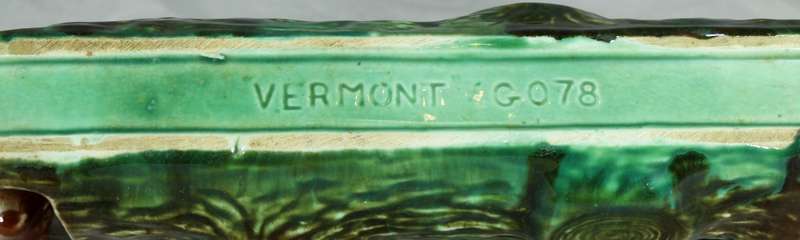 Vermont Log Vase with Bunnies
