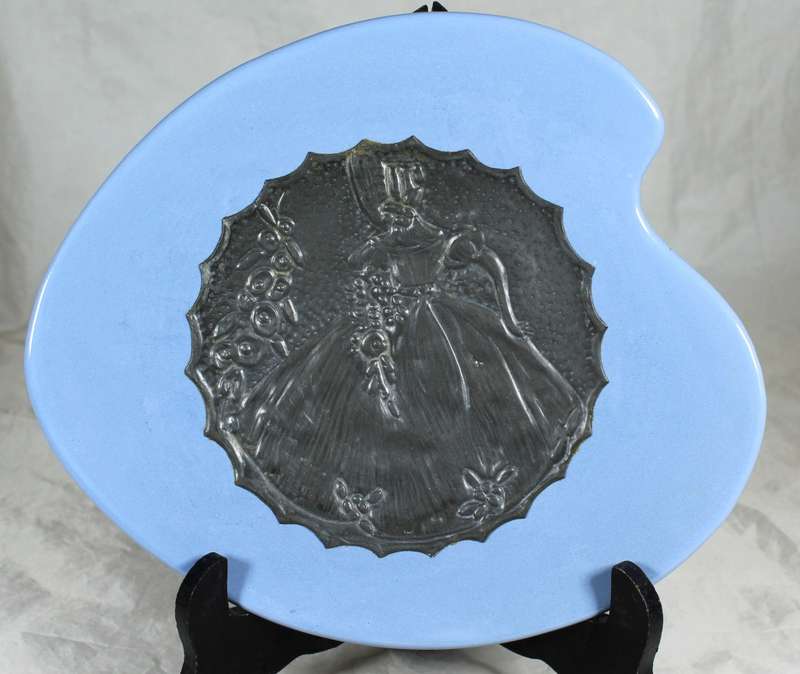 Drostdy Display Plate with Pewter Inset of Voortrekker Lady