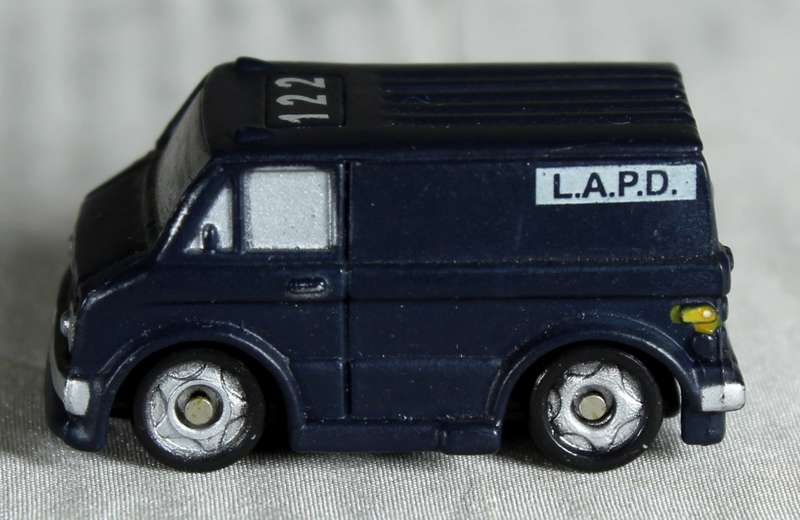 Micro Machines - Speedeez PTI (2002) - LAPD Van - Bid Now!!