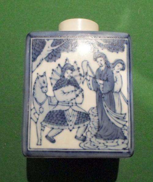 Blue oriental container - Beautifully detailed!! Take a close look!!
