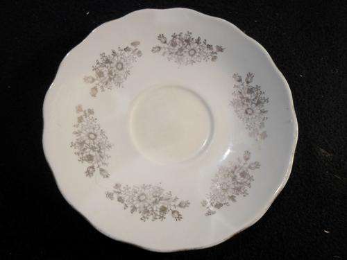 Quuen Anne Bone China - Saucer - Fine Piece - Bid Now!!