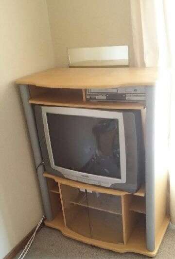 TV Cabinet (TV not included)