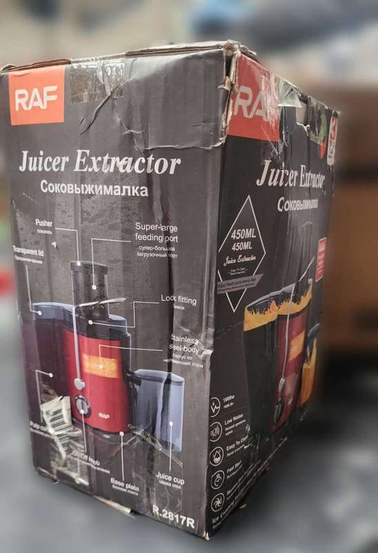 RAF Vegtable and Fruit Juice Exctractor Blender