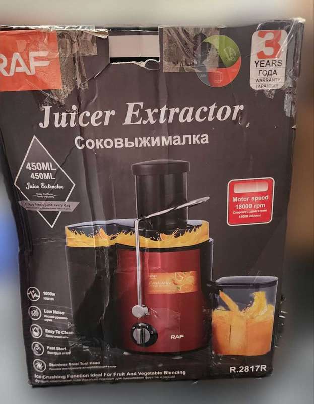RAF Vegtable and Fruit Juice Exctractor Blender