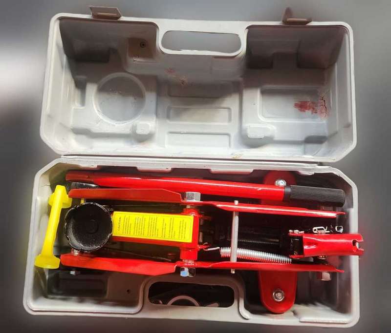 2 Ton Hydraulic Trolley Floor Jack With Carriage Casing