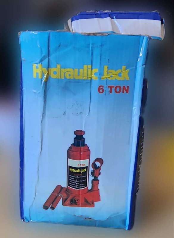 6Ton Hydraulic Bottle Jack With Safety Valve