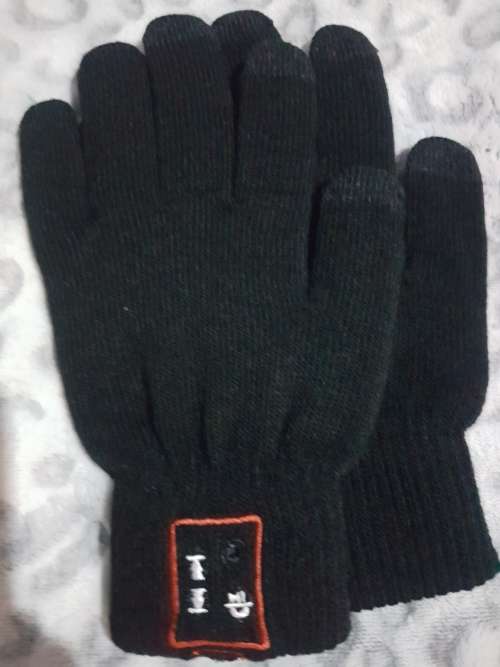 Bluetooth Beanie and Glove Set